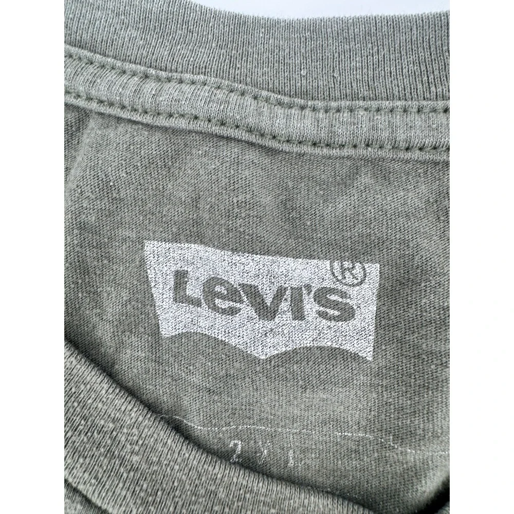 Levi's Graphic T-Shirt Mens 2XL Olive Green Geometric Batwing‎ Logo Tee